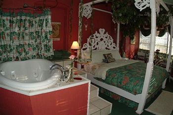 Lockheart Gables Romantic Bed And Breakfast Fort Worth Exterior photo